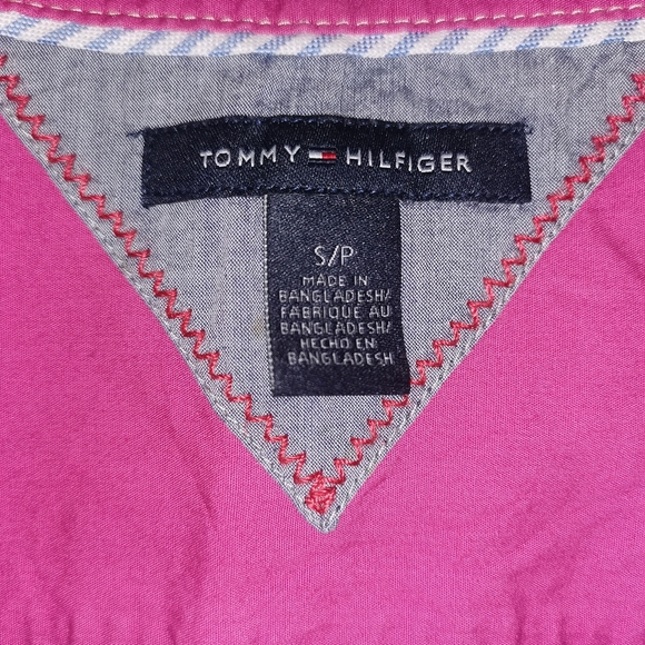 3/60$🧥 Tommy Hilfiger Pink button down shirt S - Picture 8 of 9